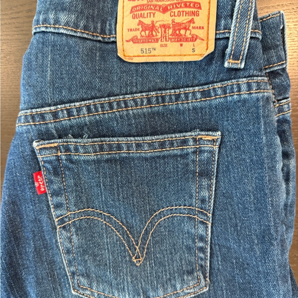 Levi's 515 Women’s Blue Denim Jeans. Gently used